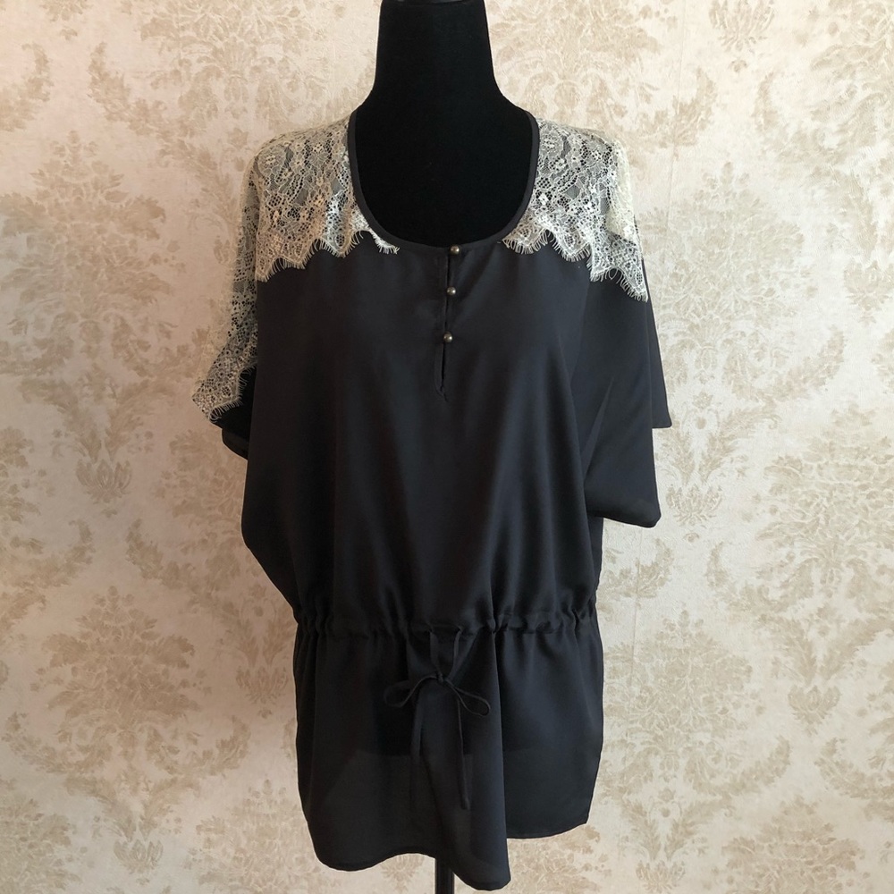 Kenneth Cole Reaction blouse